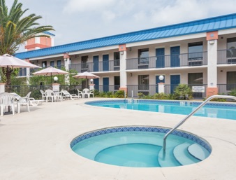 Chiefland Days Inn