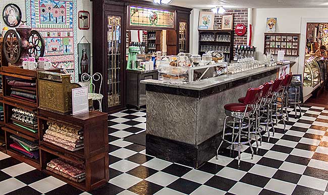 Happy Days Old Time Soda Fountain