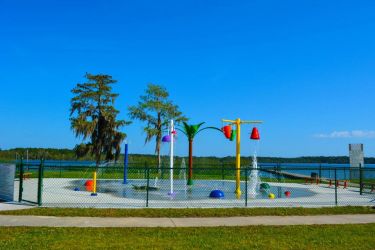 Lakeside Park