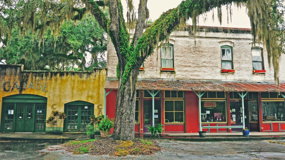 Staley's Generally Dry Goods