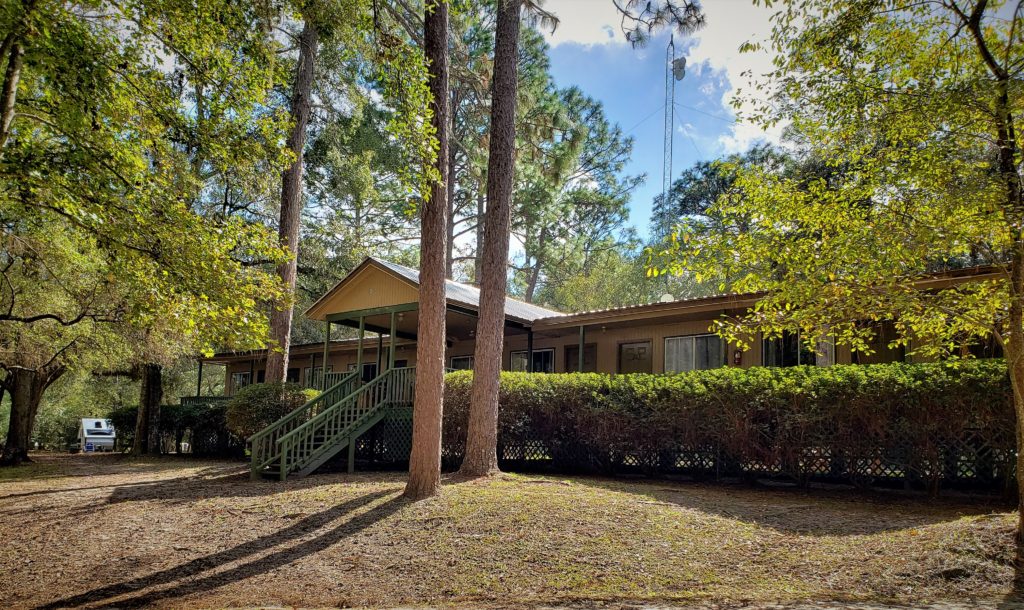 Lodge on top of the Hill at Suwannee River Rendezvous